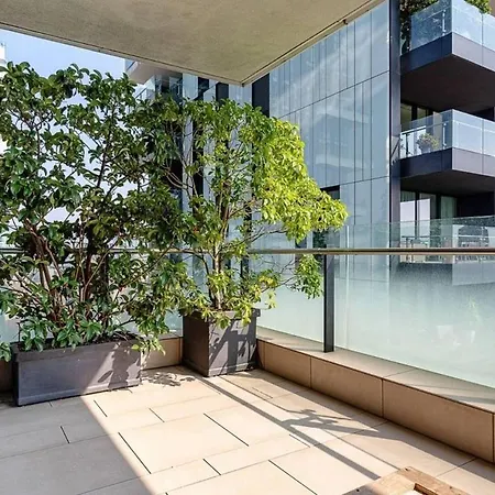 2 Bedroom Luxury In Viale Della Liberazione Casa vacanze