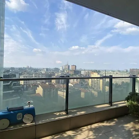 2 Bedroom Luxury In Viale Della Liberazione Milano